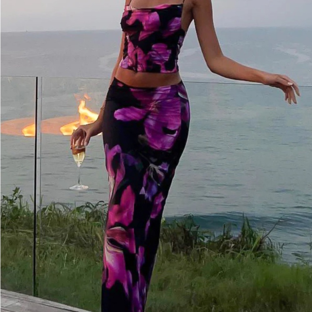 White Fox Boutique Black and Pink Floral Skirt Set